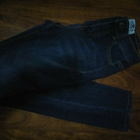 Blue jeans - Picture 2 of 3